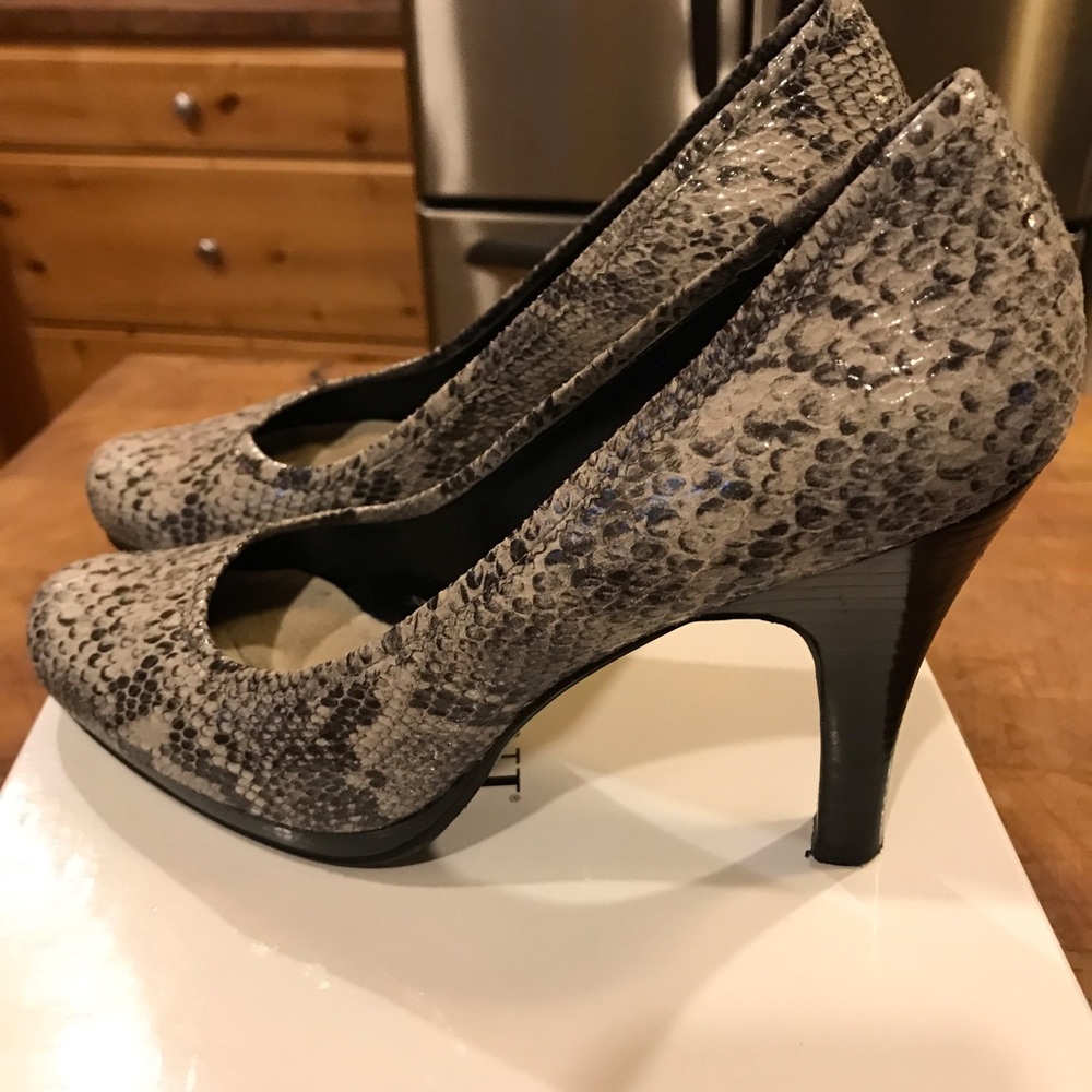 Women’s snake skin heels